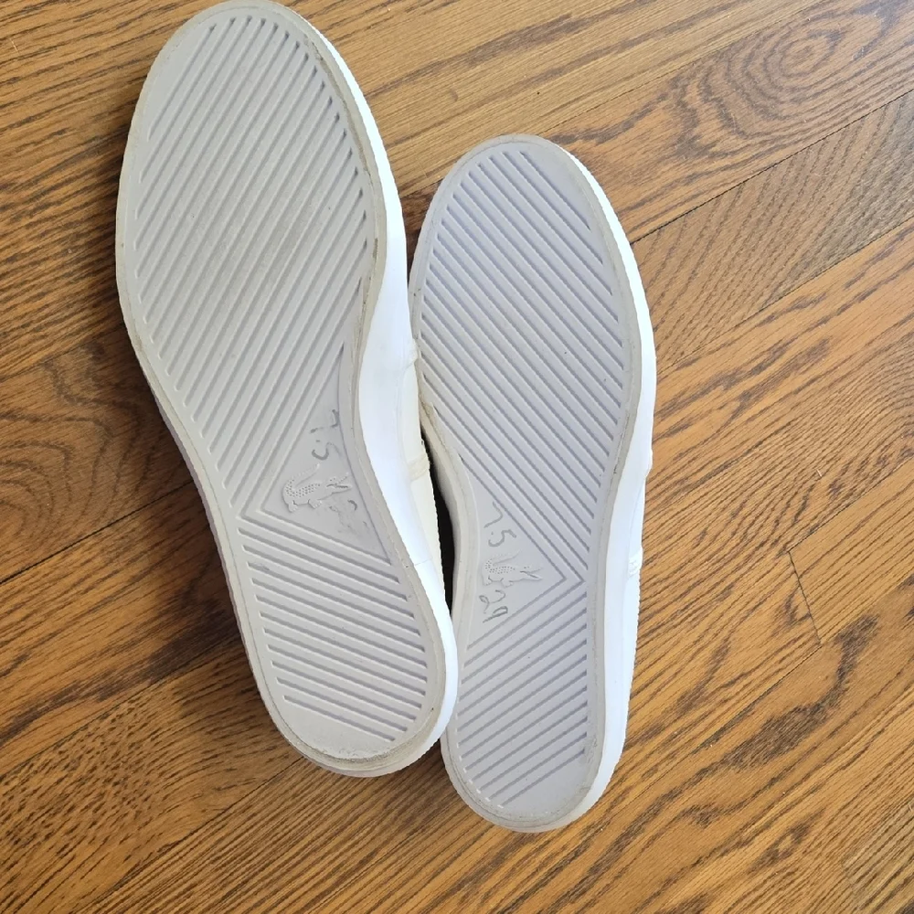 Lacoste Classic White Slip-On Shoes - Picture 3 of 4